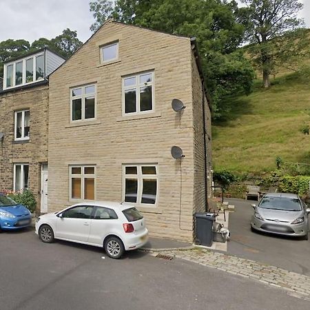 Cosy 2 Bedroom Apartment Todmorden Exterior foto